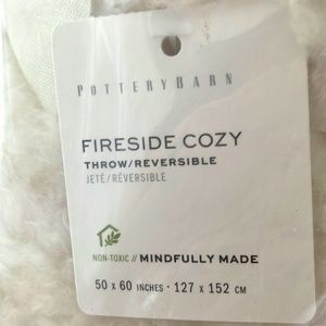 FIRESIDE COZY REVERSIBLE THROW.
